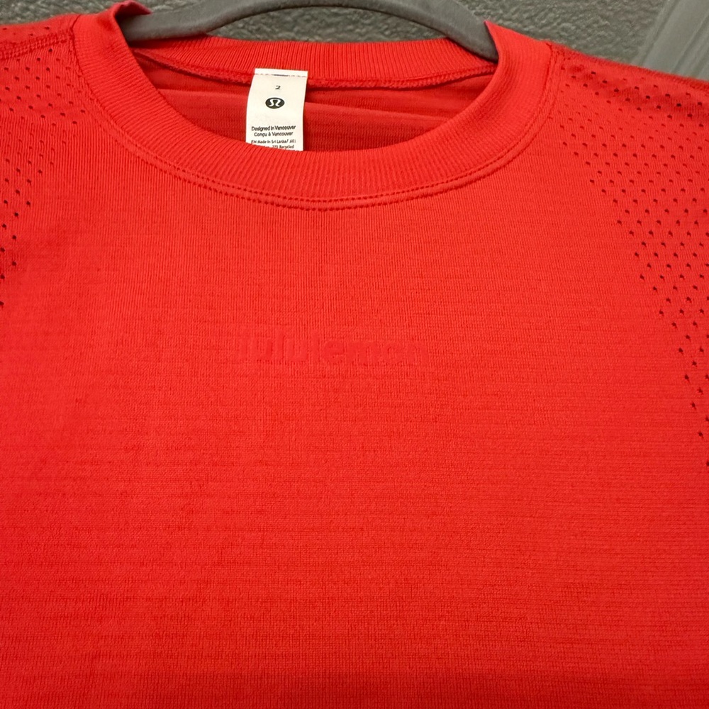 Lululemon Swiftly High Low Cropped Short Sleeve - Picture 2 of 6